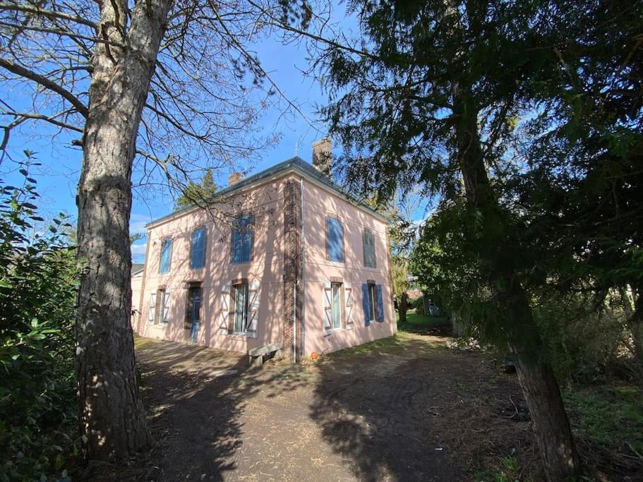 Maison Leocha Sablons-sur-Huisne Exterior photo